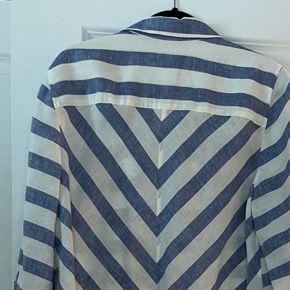 Striped button down with chevron back - Picture 6 of 6